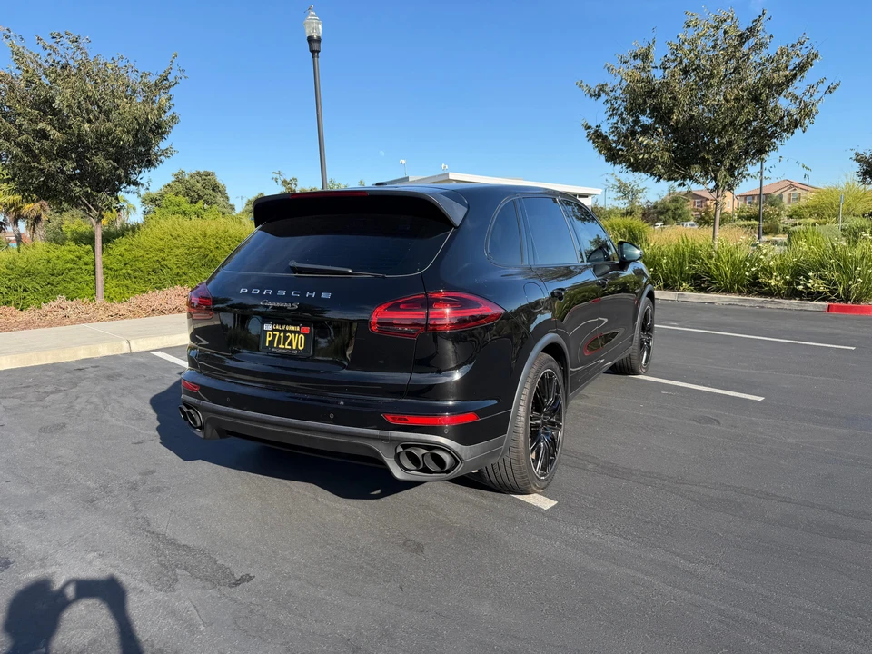 2016 Porsche 958 Cayenne - Image 15 of 31