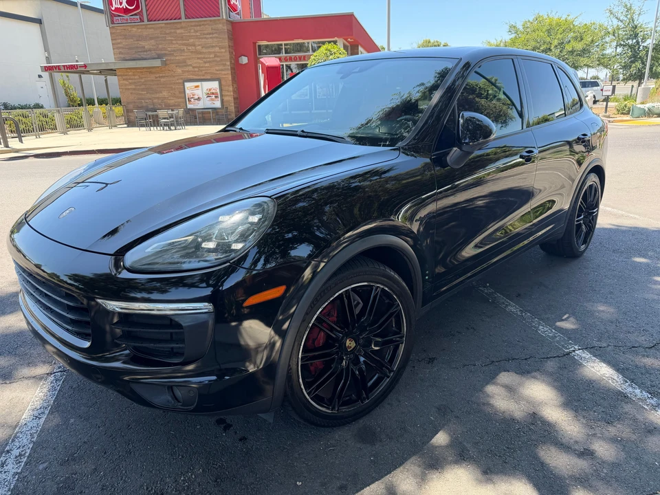2016 Porsche 958 Cayenne - Image 8 of 31