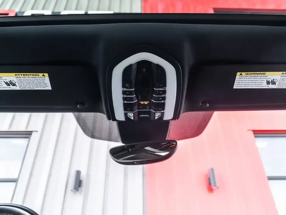 2016 Porsche 958 Cayenne S - Image 8 of 17