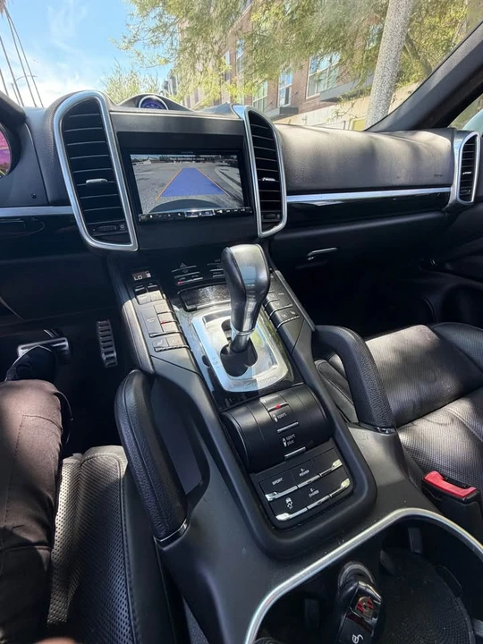 2016 Porsche 958 Cayenne - Image 11 of 12