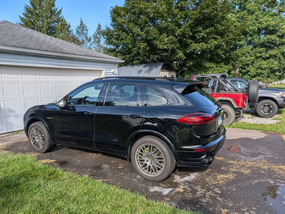 2016 Porsche 958 Cayenne S - Image 4 of 7
