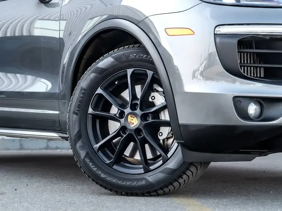 2016 Porsche 958 Cayenne S - Image 18 of 18