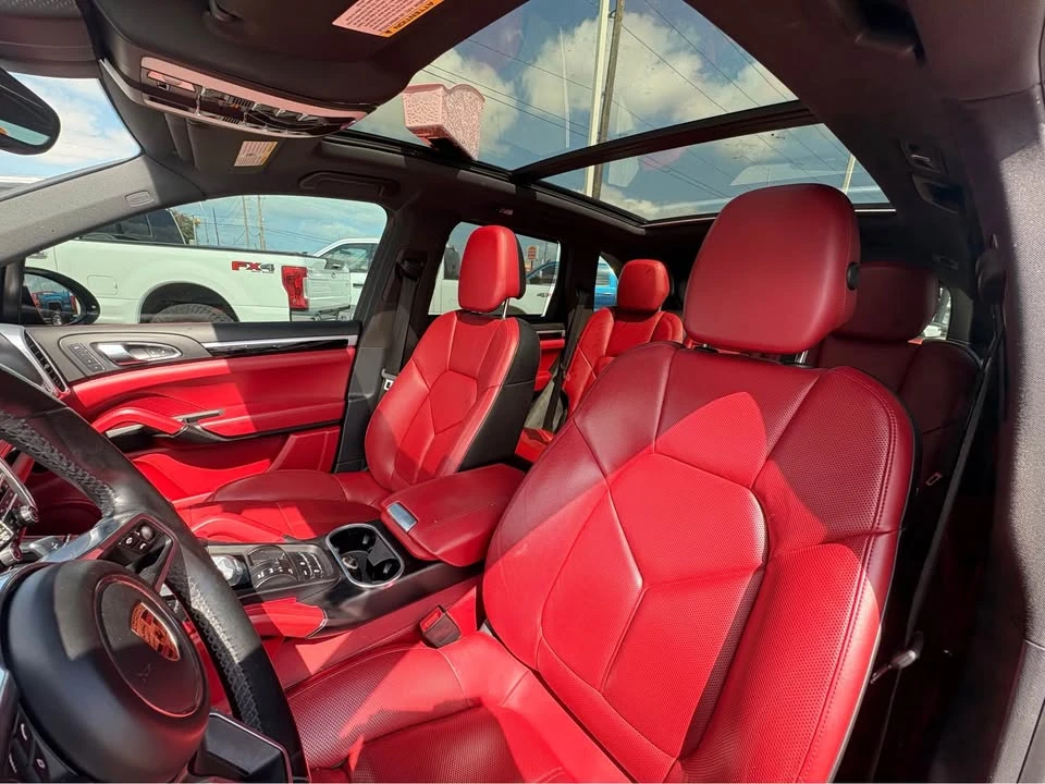 2016 Porsche 958 Cayenne S - Image 11 of 12