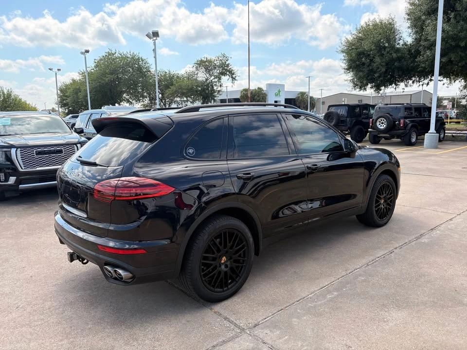 2016 Porsche 958 Cayenne S - Image 5 of 12