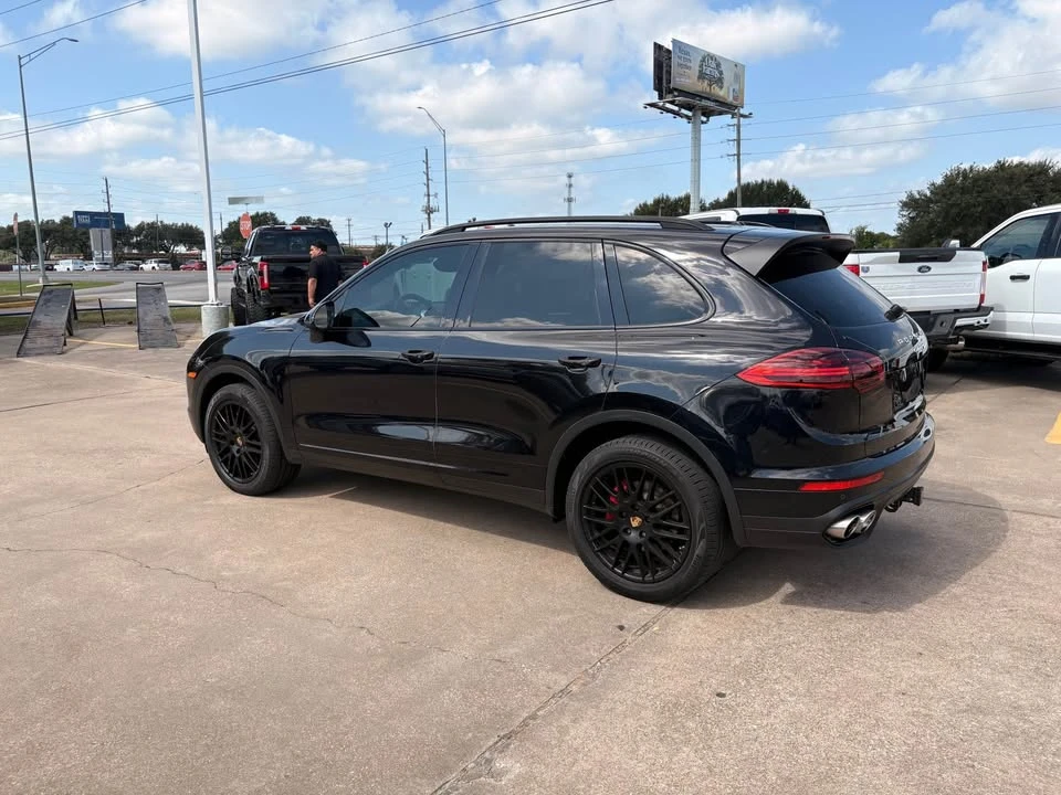 2016 Porsche 958 Cayenne S - Image 4 of 12