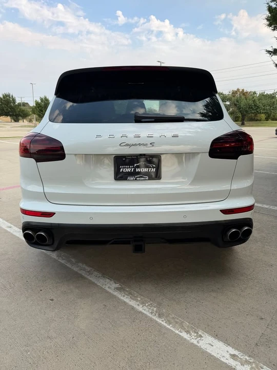 2016 Porsche 958 Cayenne S - Image 3 of 15