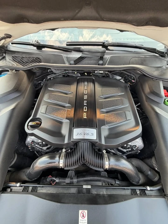 2016 Porsche 958 Cayenne S - Image 15 of 15
