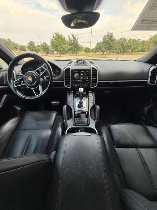 2016 Porsche 958 Cayenne S - Image 10 of 15