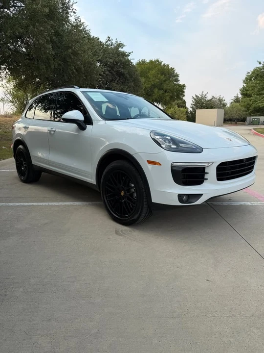 2016 Porsche 958 Cayenne S - Image 5 of 15