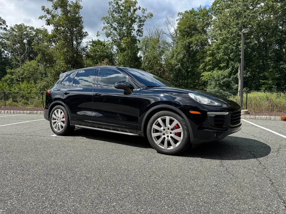 2016 Porsche 958 Cayenne S - Image 2 of 19