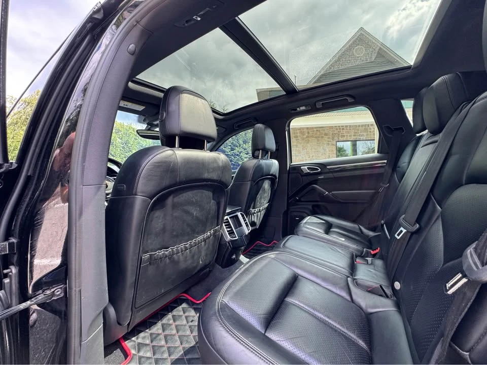 2016 Porsche 958 Cayenne S - Image 13 of 19