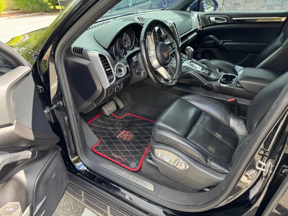 2016 Porsche 958 Cayenne S - Image 10 of 19