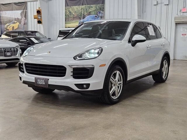 2016 Porsche 958 Cayenne S - Image 3 of 20