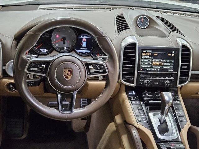 2016 Porsche 958 Cayenne S - Image 15 of 20