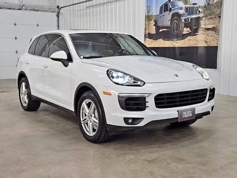 2016 Porsche Cayenne S