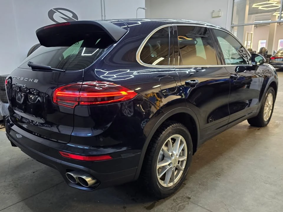 2016 Porsche 958 Cayenne S - Image 4 of 17