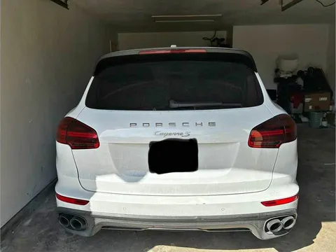 2016 Porsche Cayenne S Platinum Edition Sport Utility 4D