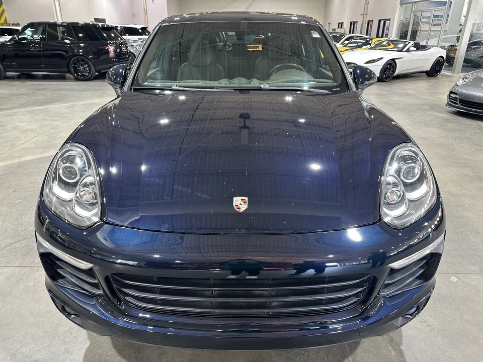 2016 Porsche 958 Cayenne S - Image 4 of 12