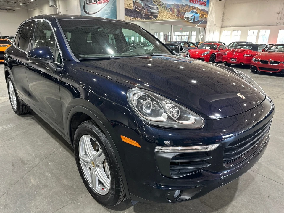 2016 Porsche 958 Cayenne S - Image 2 of 12