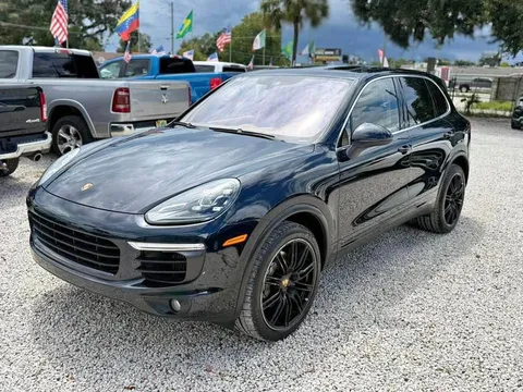 2016 Porsche Cayenne S Sport Utility 4D
