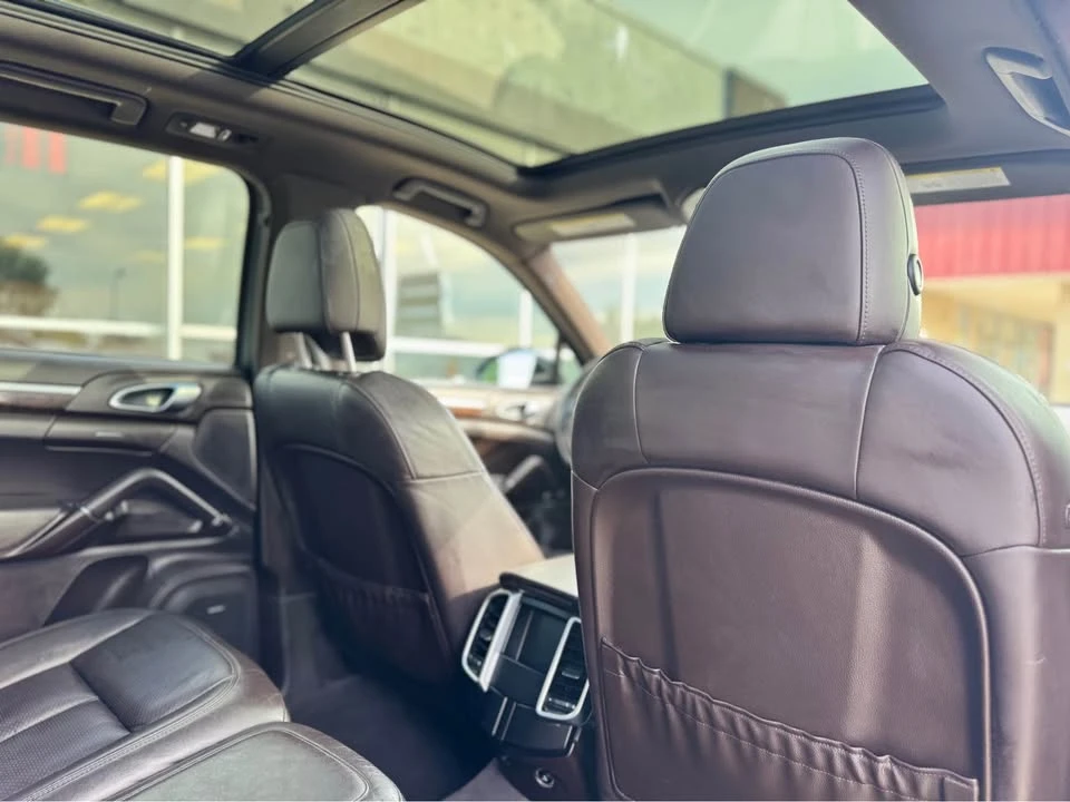 2016 Porsche 958 Cayenne S - Image 11 of 19