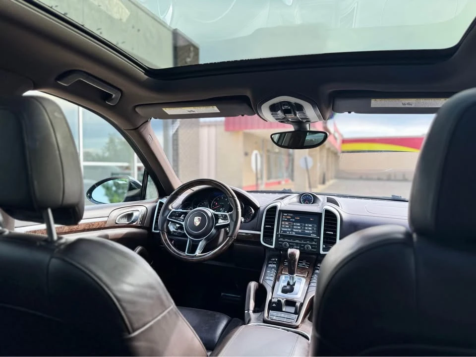 2016 Porsche 958 Cayenne S - Image 14 of 19