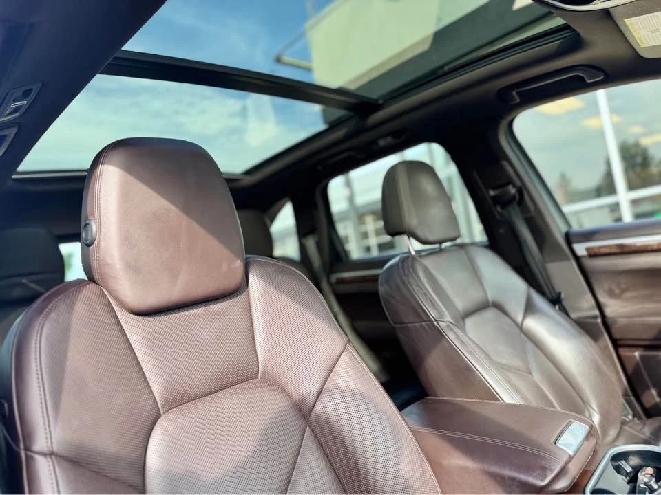 2016 Porsche 958 Cayenne S - Image 12 of 19