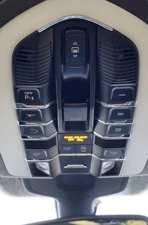 2016 Porsche 958 Cayenne S - Image 18 of 21