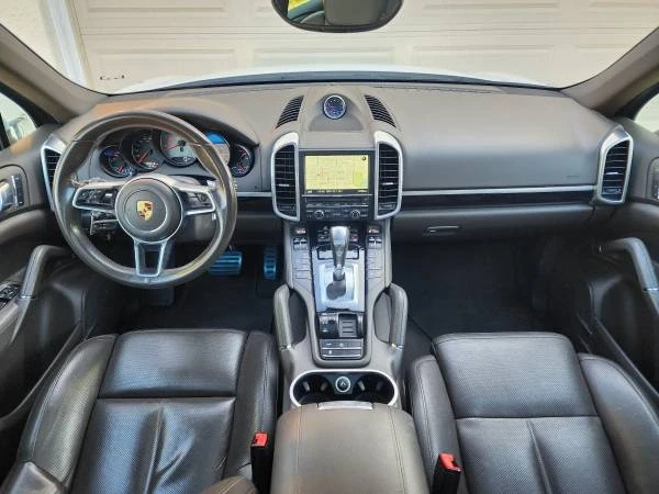 2016 Porsche 958 Cayenne S - Image 15 of 21