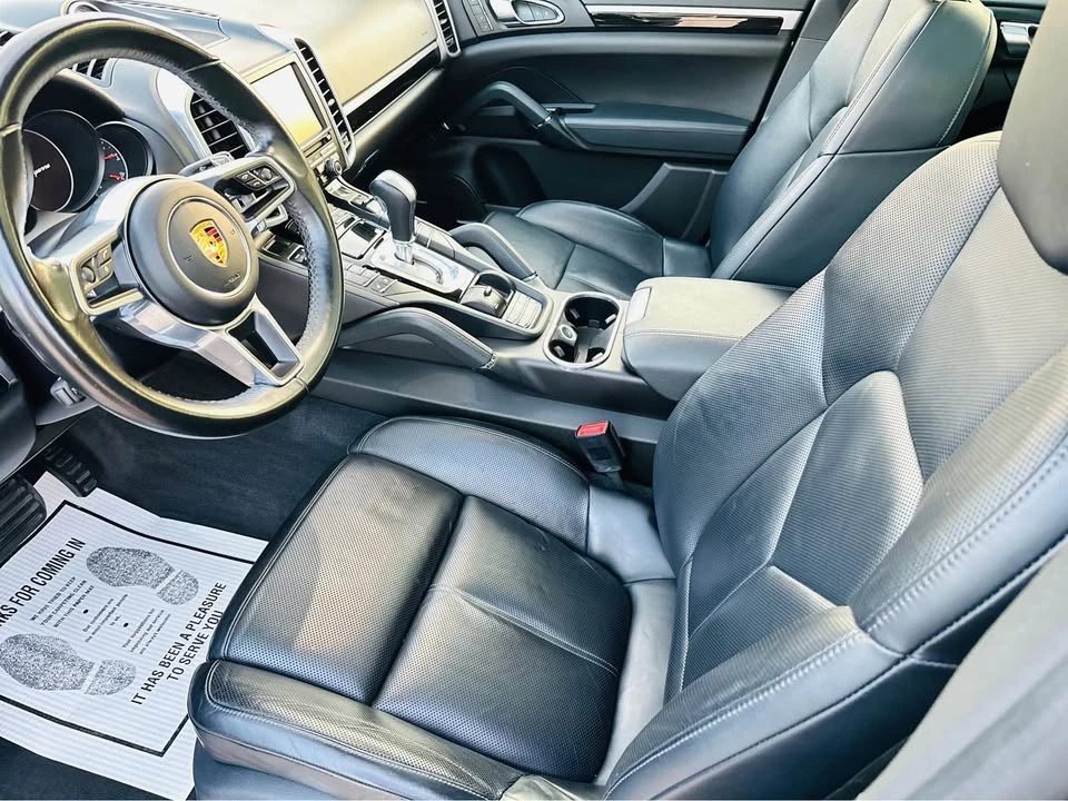 2016 Porsche 958 Cayenne S - Image 17 of 20