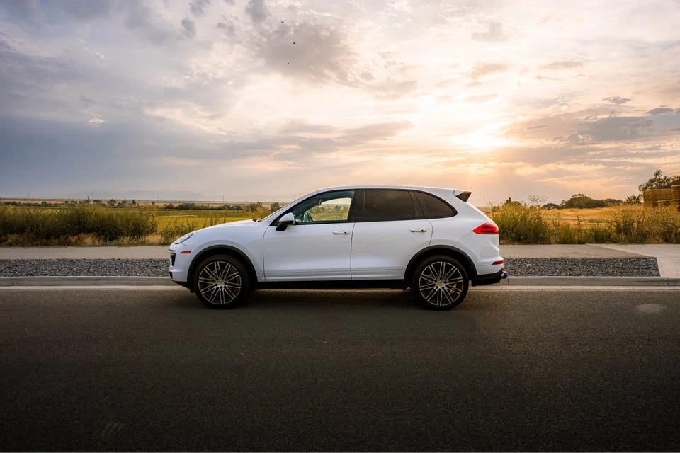 2016 Porsche 958 Cayenne S - Image 2 of 15