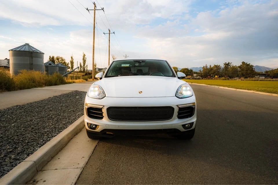 2016 Porsche 958 Cayenne S - Image 3 of 15