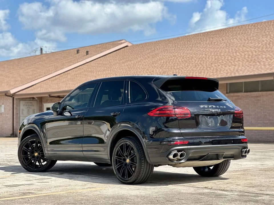 2016 Porsche 958 Cayenne S - Image 4 of 20