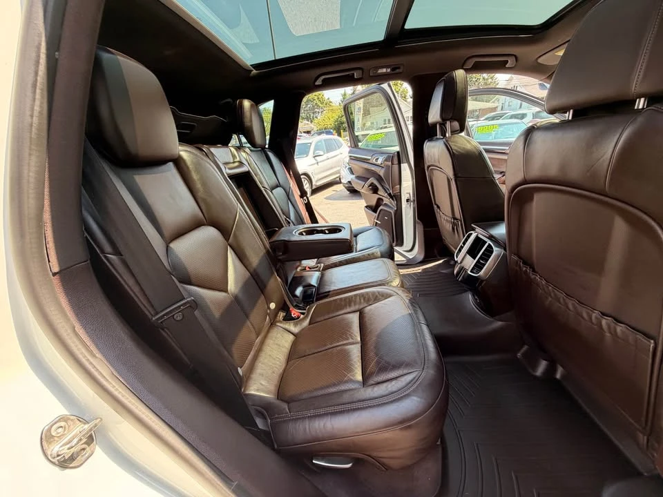 2016 Porsche 958 Cayenne S - Image 10 of 19