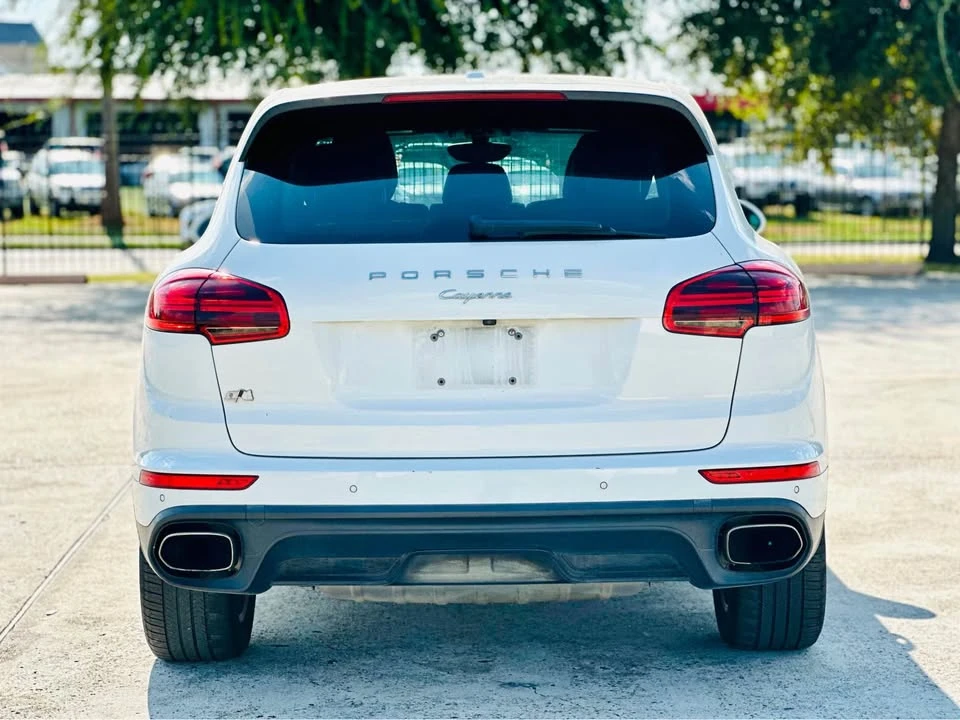 2016 Porsche 958 Cayenne S - Image 6 of 20