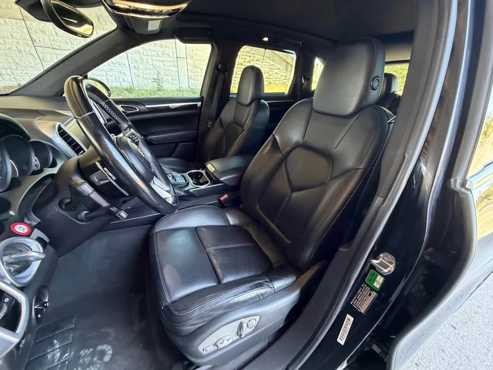 2016 Porsche 958 Cayenne S - Image 12 of 15
