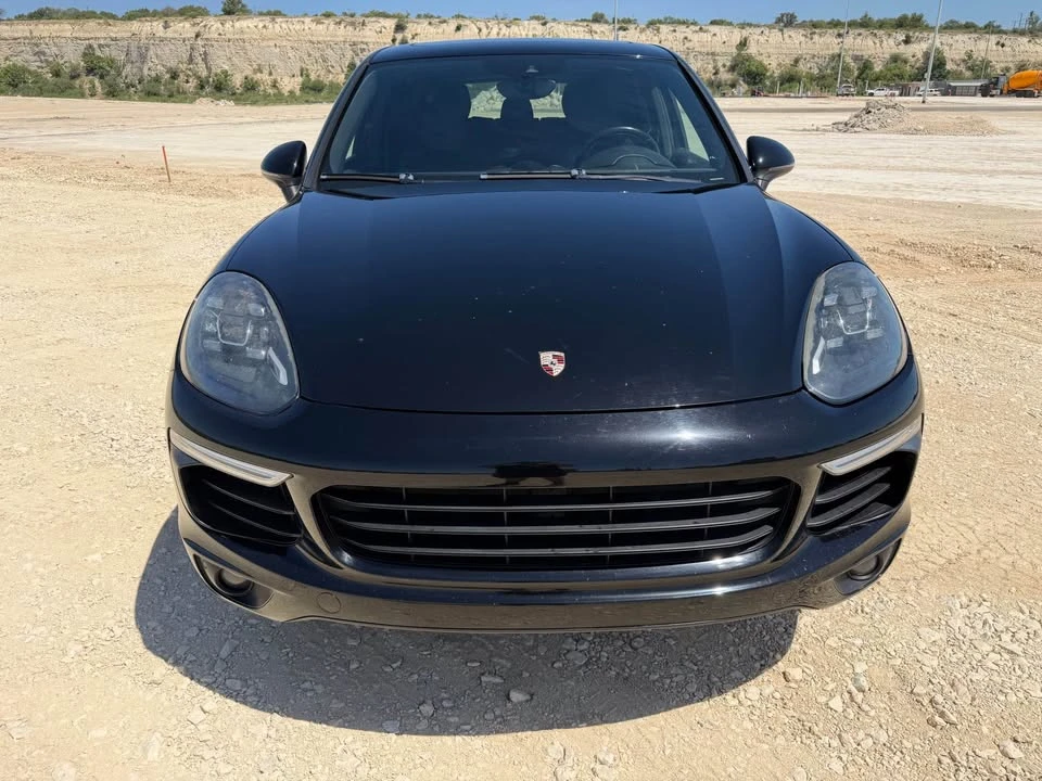 2016 Porsche 958 Cayenne S - Image 3 of 15