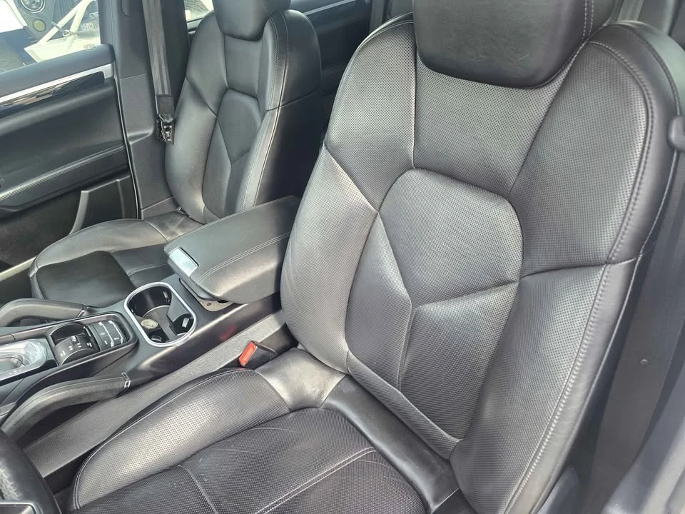 2016 Porsche 958 Cayenne S - Image 8 of 13