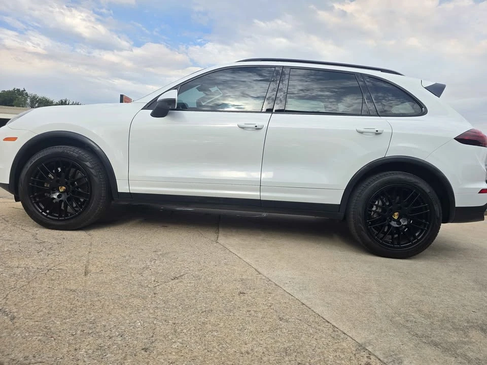 2016 Porsche 958 Cayenne S - Image 4 of 13