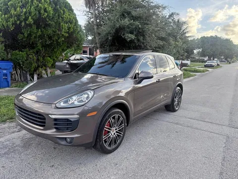 2016 Porsche Cayenne S Sport Utility 4D