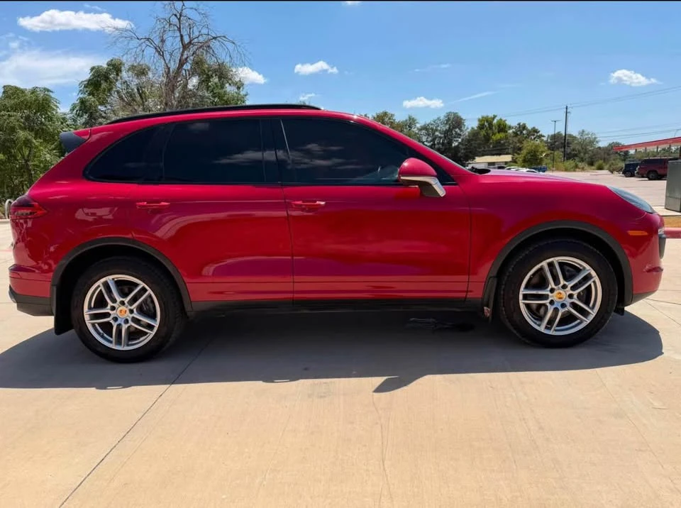 2016 Porsche 958 Cayenne S - Image 11 of 20