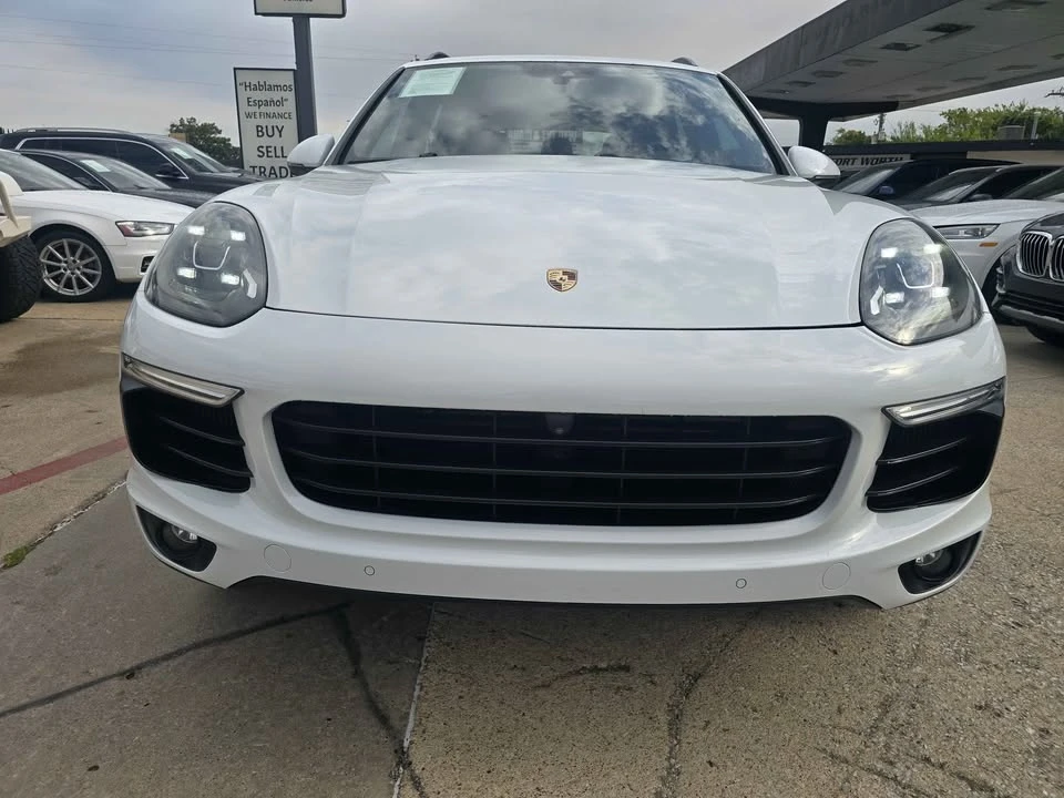 2016 Porsche 958 Cayenne S - Image 2 of 13