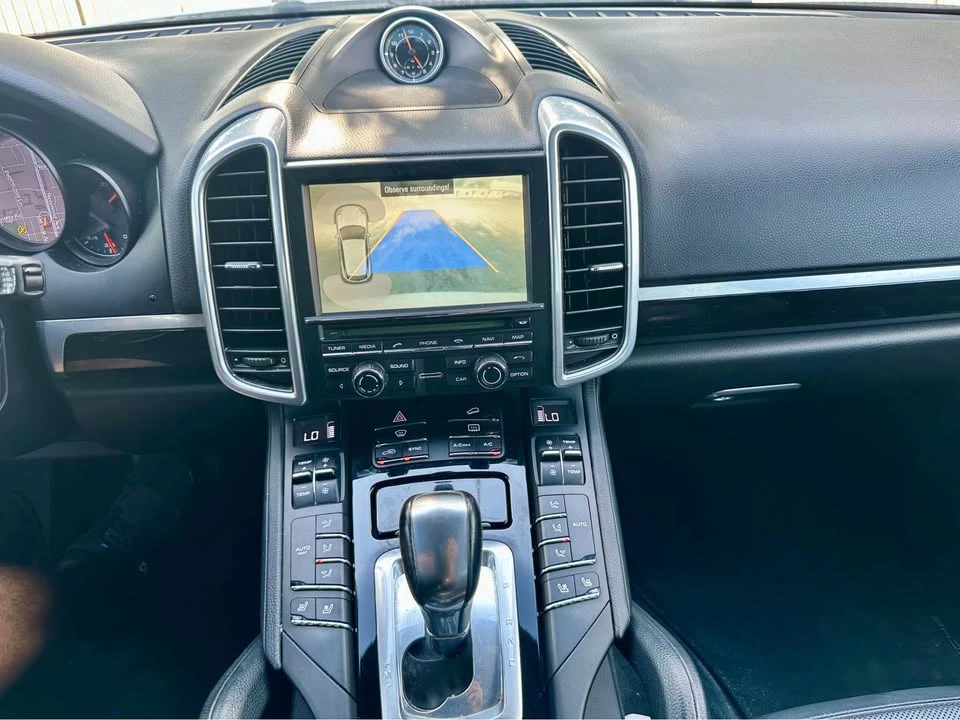 2016 Porsche 958 Cayenne S - Image 20 of 20