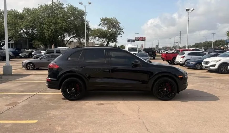 2016 Porsche 958 Cayenne S - Image 5 of 9