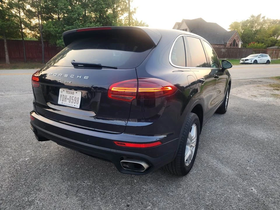 2016 Porsche 958 Cayenne S - Image 5 of 12