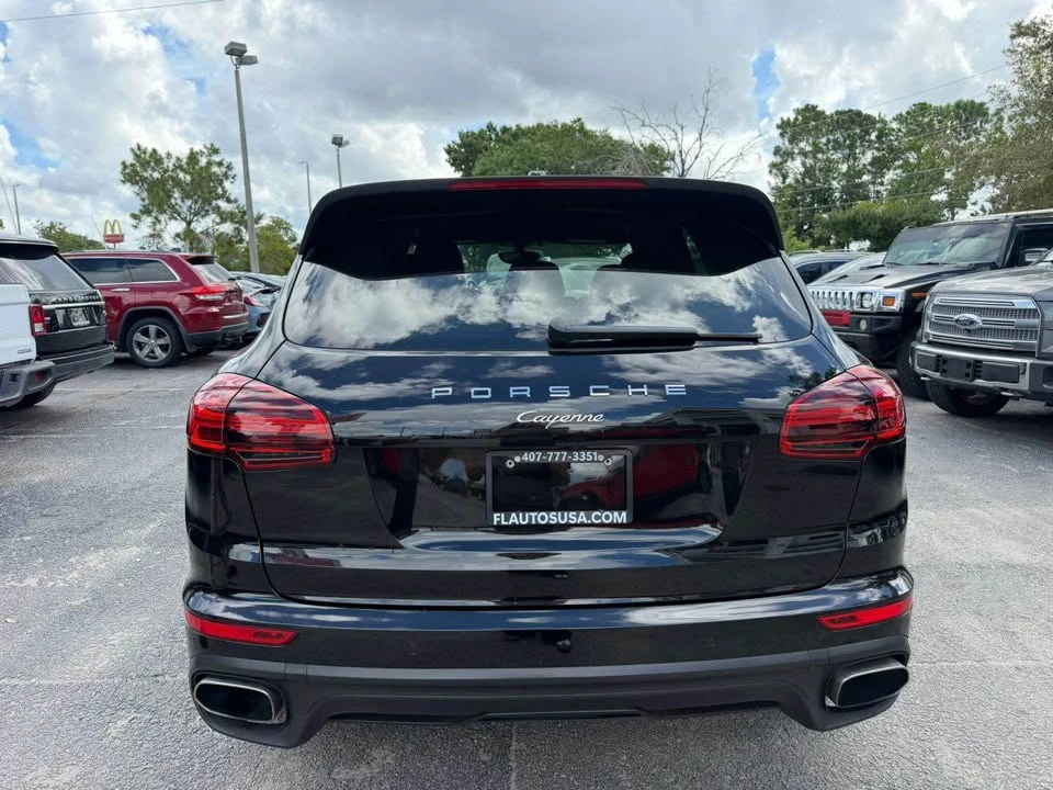 2016 Porsche 958 Cayenne S - Image 7 of 8