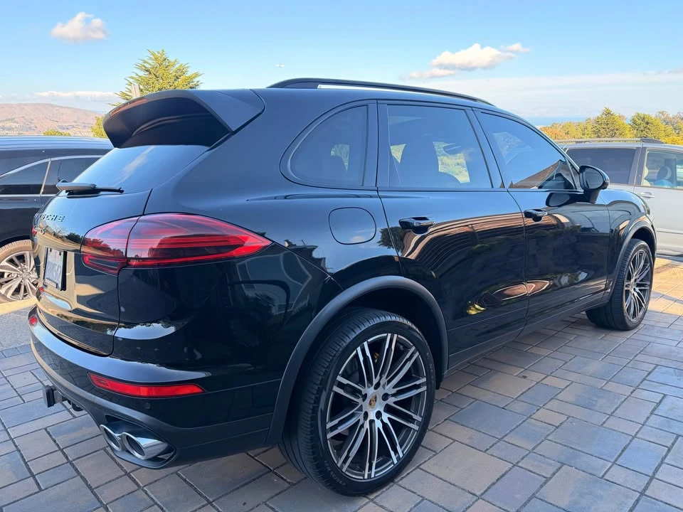 2016 Porsche 958 Cayenne S - Image 2 of 20