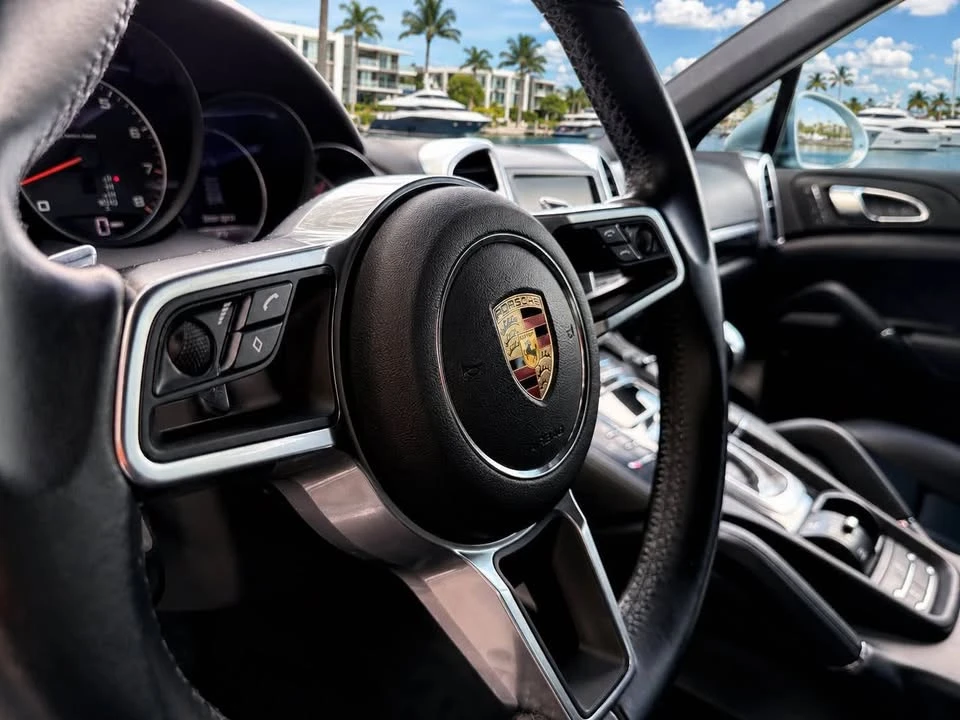 2016 Porsche 958 Cayenne S - Image 19 of 19