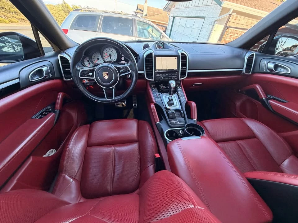 2016 Porsche 958 Cayenne S - Image 13 of 20
