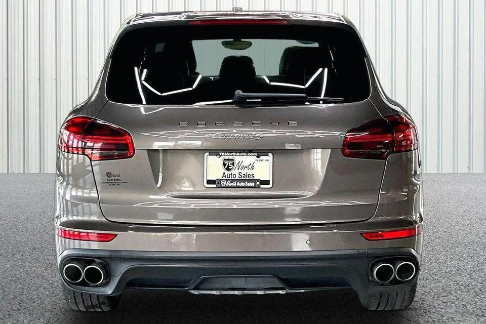 2016 Porsche 958 Cayenne S - Image 6 of 14